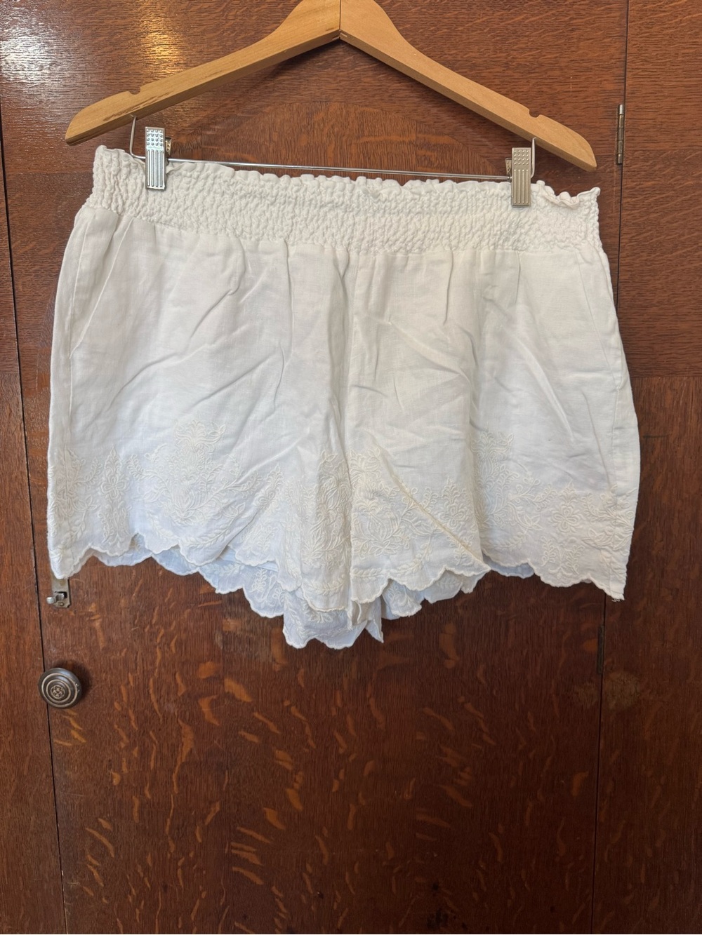 Johnny Was White Eyelet Linen-Blend Smocked Waist Shorts